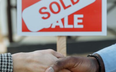 De rol van een Makelaarsbord in Onroerend Goed